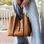 Timeless T Medium Shopping Bag