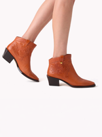Alexandra Cordoba Western Boots