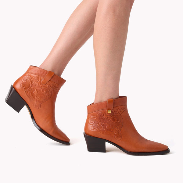 Alexandra Cordoba Western Boots