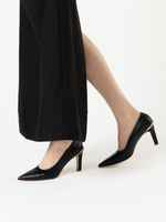 Edwina Heel