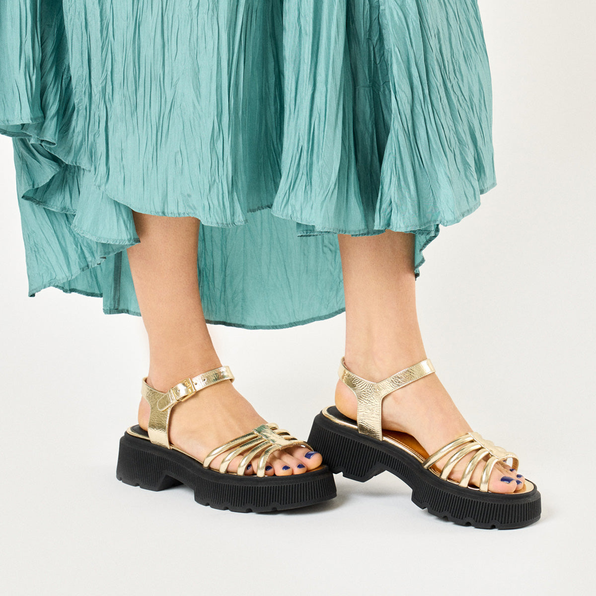 Lucca Flatform Sandal