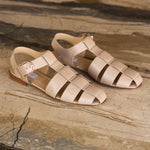 Lynn Sandal