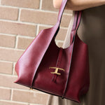 Timeless T Medium Shopping Bag