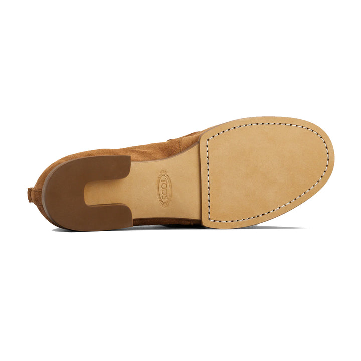 Suede Mocassin Loafer with Chain Detail