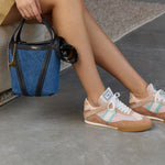 Kick Sneakers