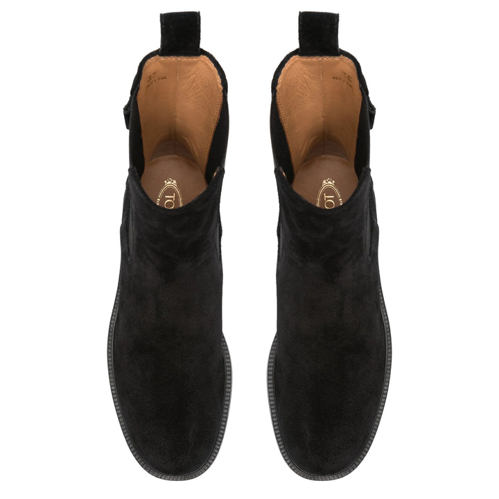 Pull On Fine Sole Chelsea Boots