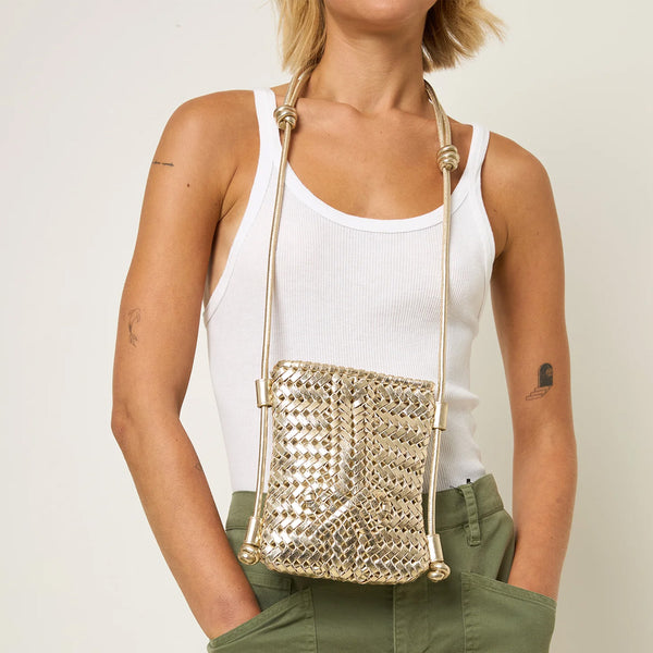 Neeson Croosbody Pouch